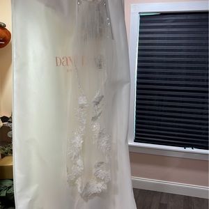 David’s Bridal Wedding Veil